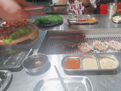 -马路牙子烧烤音乐酒馆(望京店)