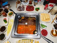 -海底捞火锅鲜切牛肉主题店(长寿路店)