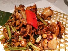 沙姜爆有膏鲜鱿-五稻厨房粤西菜(新闻店)