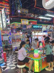 -LuckyStar幸运星家庭娱乐中心(南昌万象汇店)