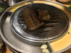 刀鞘猪五花-姜虎东白丁烤肉(虹桥天地店)