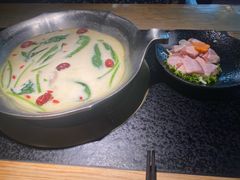 -湊湊火锅·茶憩(上海合生汇店)