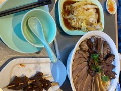 -潮界(LU·ONE凯德晶萃广场店)