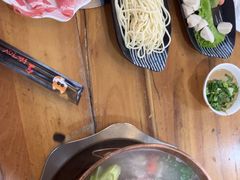 -正宗乌拉满族炭火锅(四平店)