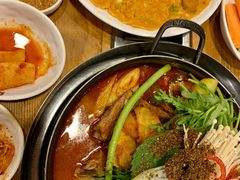 土豆排骨火锅-喇喇排骨火锅·传统韩式脊骨汤(望京西园总店)