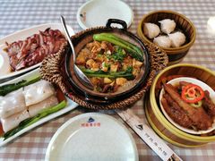 香菇滑鸡煲仔饭-阿政粤小馆(中央大街店)