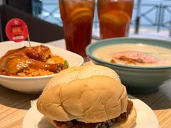 -滋味满屋美食坊(上海街店)