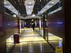 -中影佰纳国际影城DMAX(花都广百广场店)