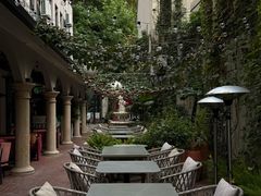 -Osteria Garden 生蚝花园餐厅(原进贤路店)