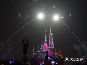 「上海迪士尼度假区」 「创极速光轮」赶上了五周年活动