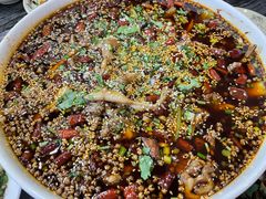 麻辣水煮蛙-江湖黑大兔(杨家坪店)