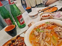 -乡村馕坑肉·烧烤·新疆菜·本地人更爱吃(阿勒泰首店)