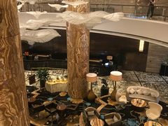 大堂-威珀斯酒店·珀萃美食餐厅 | 海鲜刺身·现烤生蚝·特色烤肉