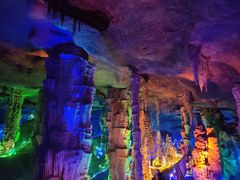 -泰安地下龙宫景区