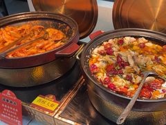 -四囍码头海鲜烧烤自助火锅(外滩南京东路悦荟广场店)