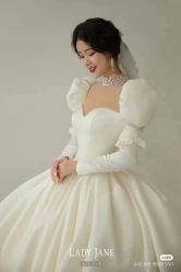 点击看大图 -Lady Jane高端婚纱礼服馆