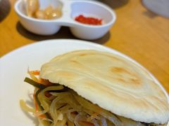-秦香阁·西北家常菜(徐汇日月光中心店)