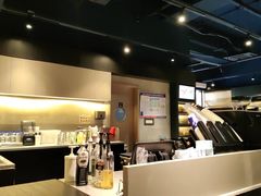 -瑞幸咖啡(新世界中心店)