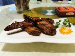 秘制酱鸭头-褚记北京烤鸭(广州路店)