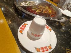 -憨孃孃·重庆老火锅(红山黑金店)