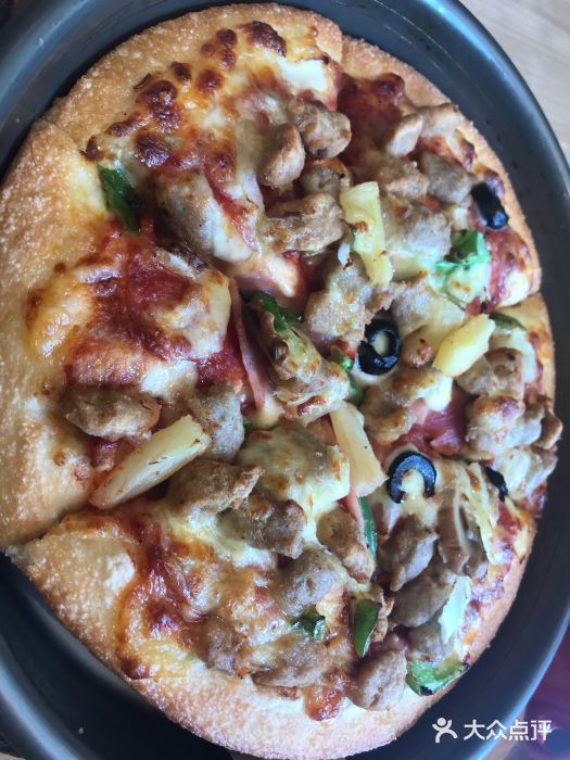 必胜客(湖墅店)超级至尊比萨(芝心普通装)图片