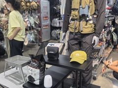 -迪卡侬(大英山店)
