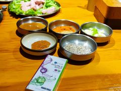 -那胡同里的小烤肉馆(开发区万达店)