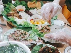 -沐毫傣泐云南菜孔雀宴•手抓饭傣味烧烤(曼听公园店)