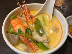 -大头虾越式风味餐厅(光明广场店)