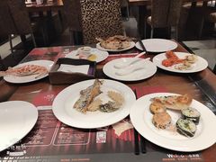 -四海一家自助餐(益田假日广场店)