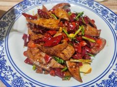 -三湘四水正宗湘菜(君峰路店)