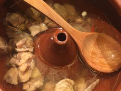 -云海肴·汽锅鸡·云南菜(天山百盛优客店)