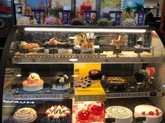 -DQ·蛋糕·冰淇淋(大宁国际商业广场店)