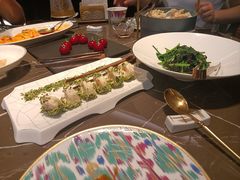 -海派悦庭·海胆烧麦·新融合菜(凯德广场店)