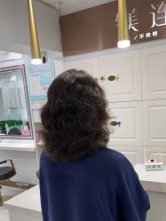 -镁连社·美联社