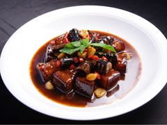 红烧肉烧鳝段-沃阁巴厘原墅餐厅