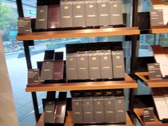 -Laderach 莱德拉(上海环贸iapm店)