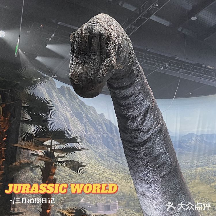 妈耶,恐龙复活了!?带你亲眼观赏一比一还原最真实的侏罗纪世界