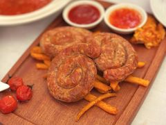 莫斯科风格烤肠配酸菜-莫斯科餐厅