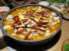 -山城外·非遗酸菜鱼(蜀都万达店)