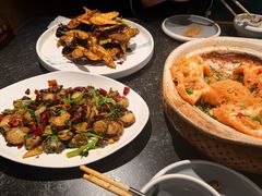 -五谷丰登农家院·地道胶东菜·海鲜烧烤(威海店)