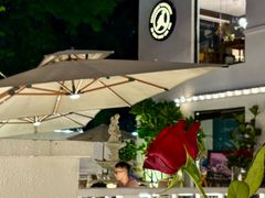 -Mark&Mars Restaurant