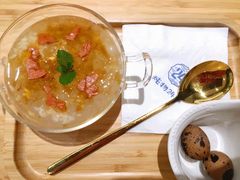 桃胶凉粉-炖物24章·顺时轻养茶(黄龙店)