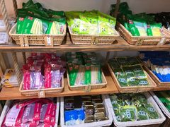 零售区-锅圈食汇火锅烧烤食材超市(建东街店)