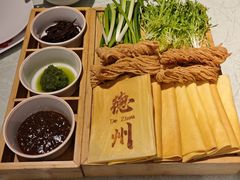 煎饼卷大葱-老德州四合院·德州菜(天衢路店)