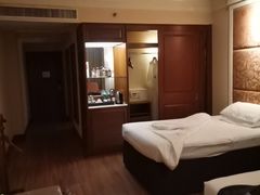 -曼谷拉差达绿宝石酒店