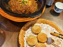 -富正毅三下锅·湘西韵味(天门山索道店)