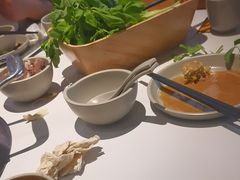 -左庭右院鲜牛肉火锅(金山万达店)
