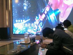 -唱吧麦颂KTV(东胜港悦广场店)