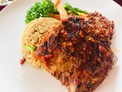 -Mai Mai Restaurant